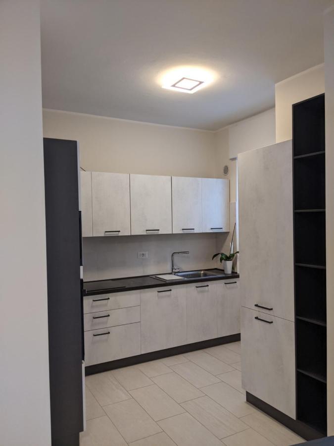 Modern Apartment - Como Centro Exterior photo